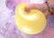 Squeeze Ball con Slime and Glitter 10 cm Amarilla